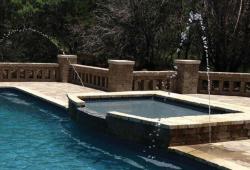 Pool Tanning Ledge