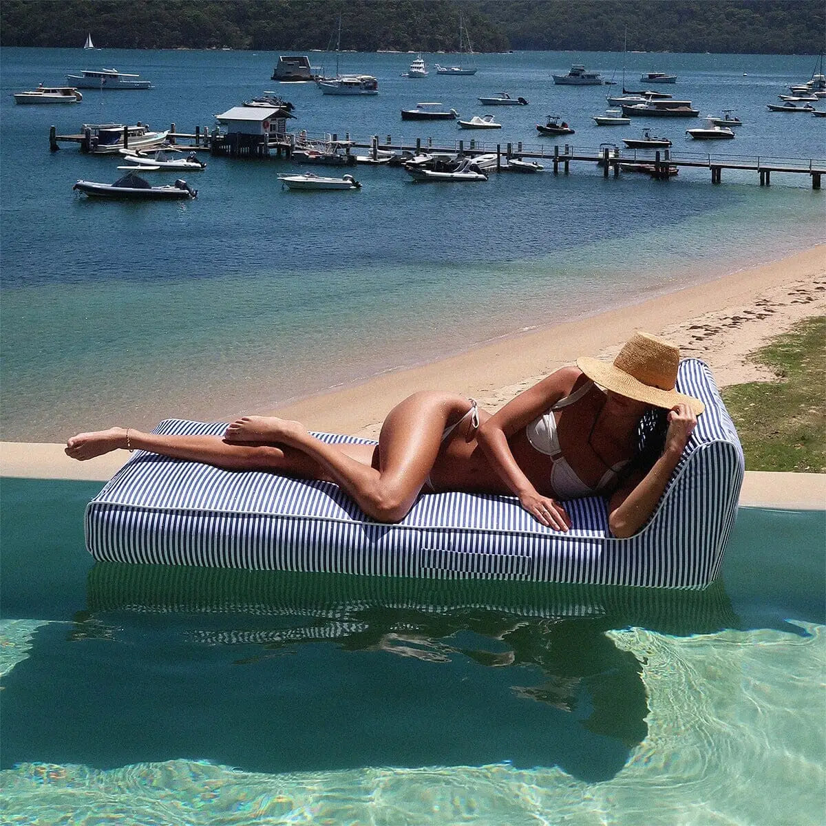 Luxe Lounger